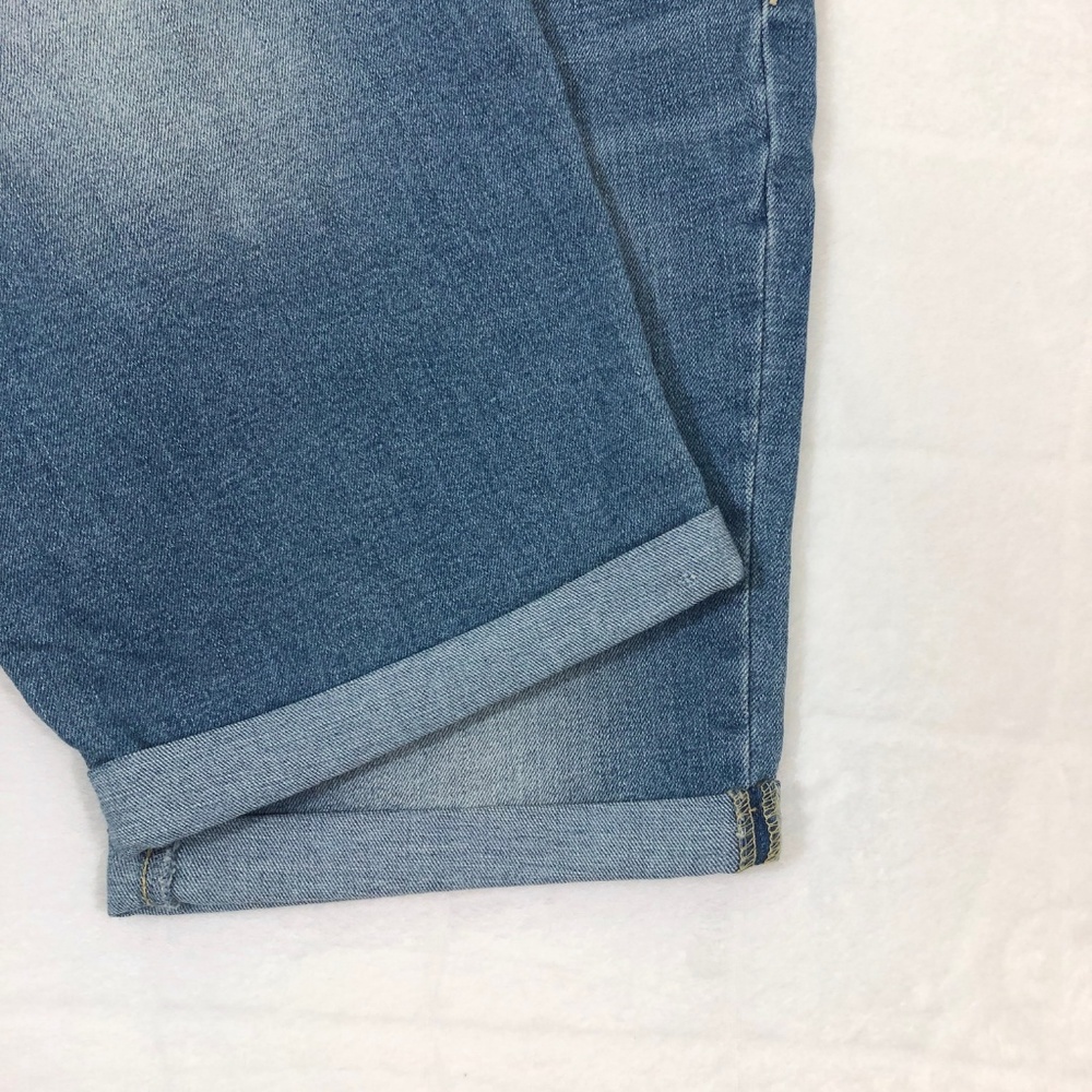 NWT Old Navy Sweetheart Bermuda Short, Light blue - Picture 3 of 4